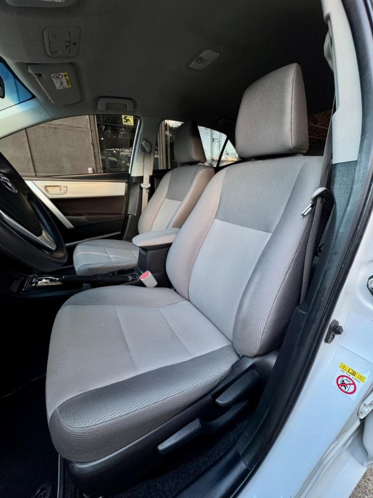Toyota Corolla XLi CVT — foto 14